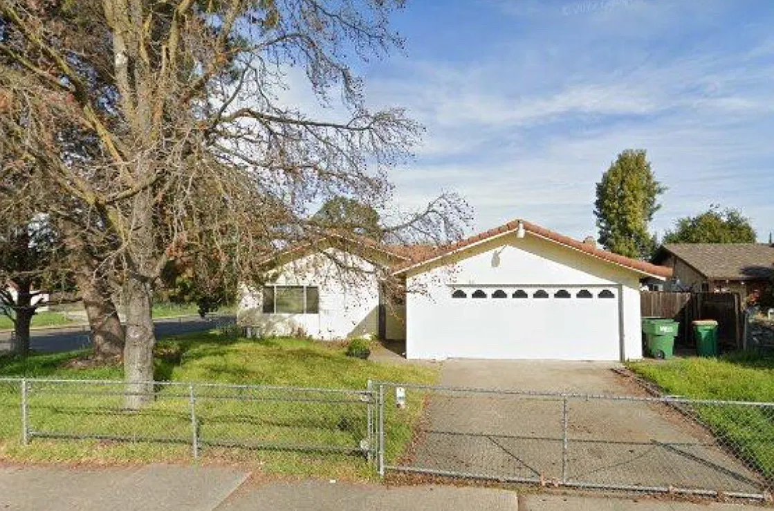 3 bed, 1458 sqft, $2,495 — Photo 3