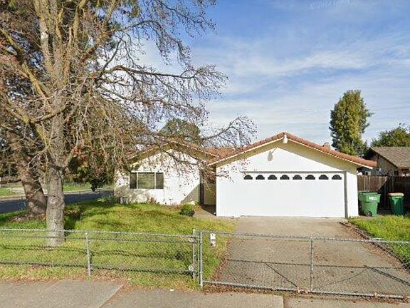 3rd image of 861 Prospector Dr
