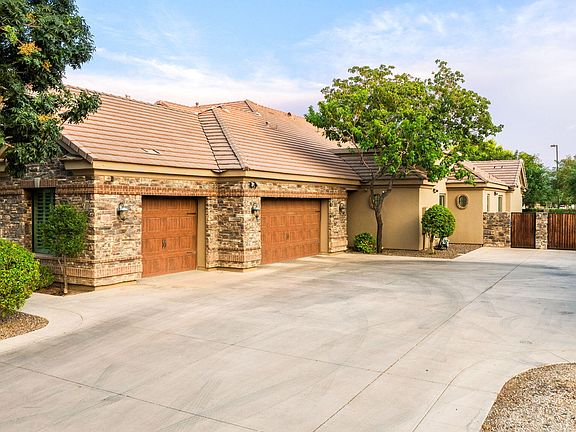 4th image of 3101 E PORTOLA VALLEY Drive