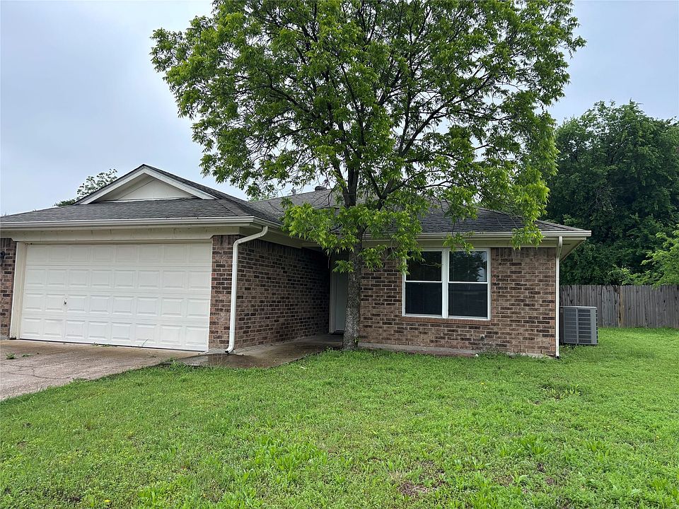 1st image of 619 Allencrest Dr