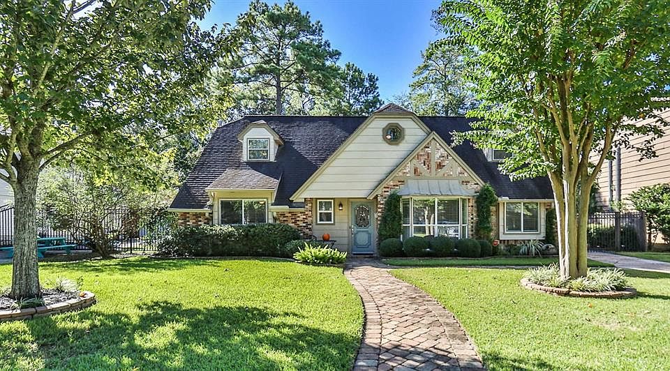 1st image of 14915 Chadbourne Dr