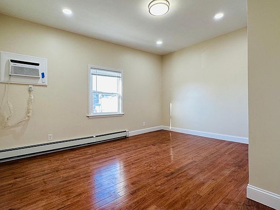 3rd image of 476 Avenue C Floor 2