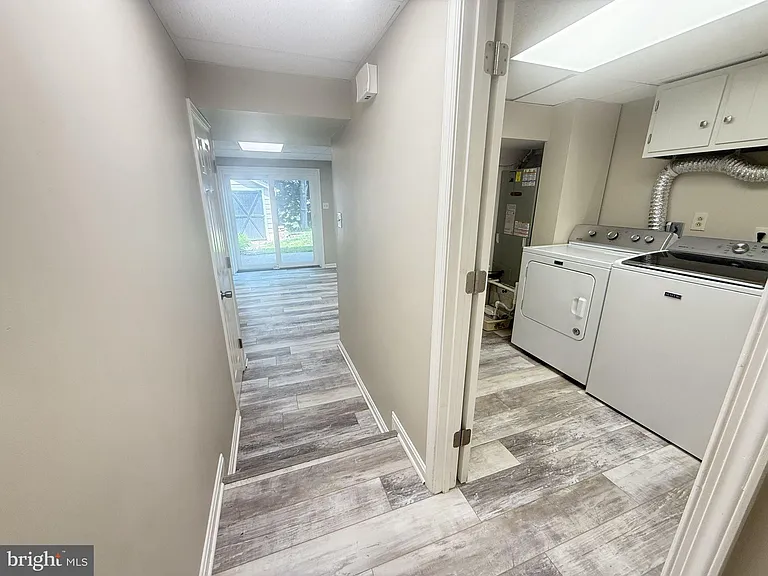 824 Appleseed Ct — Photo 31