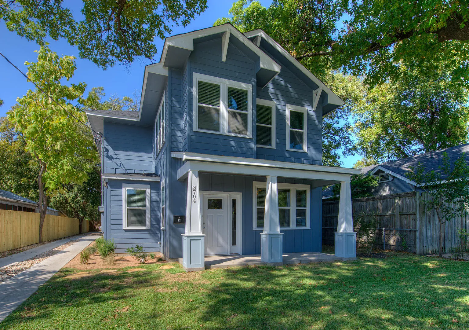 3704 Harmon Ave — Photo 1