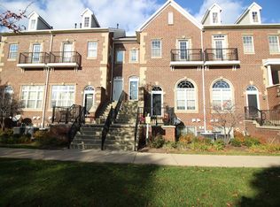 106 West Rd, Trenton, MI 48183