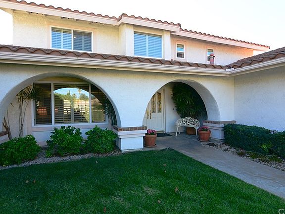2nd image of 886 W Gina Ct