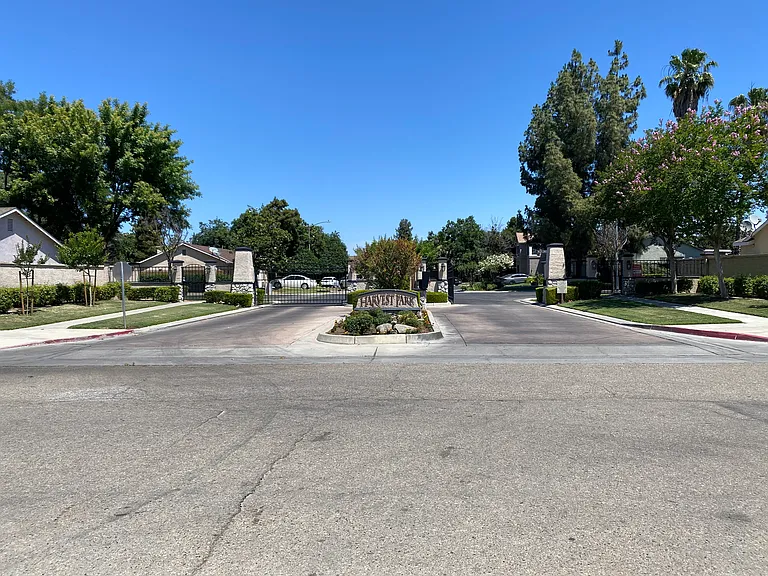 5260 E Wildflower Ln — Photo 23