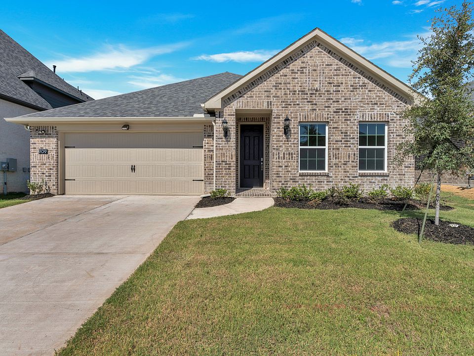 1st image of 909 Tartane Dr