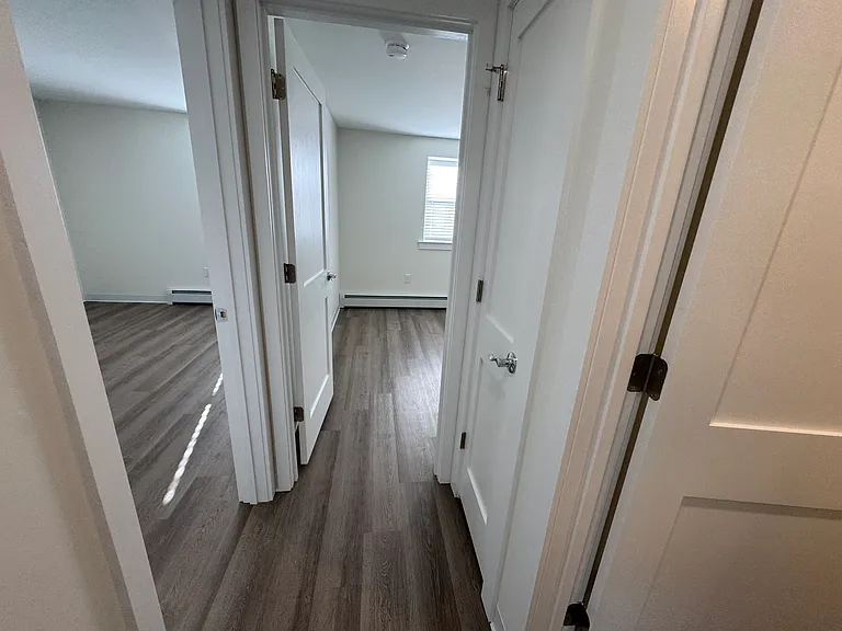 1731 Washington St — Photo 7