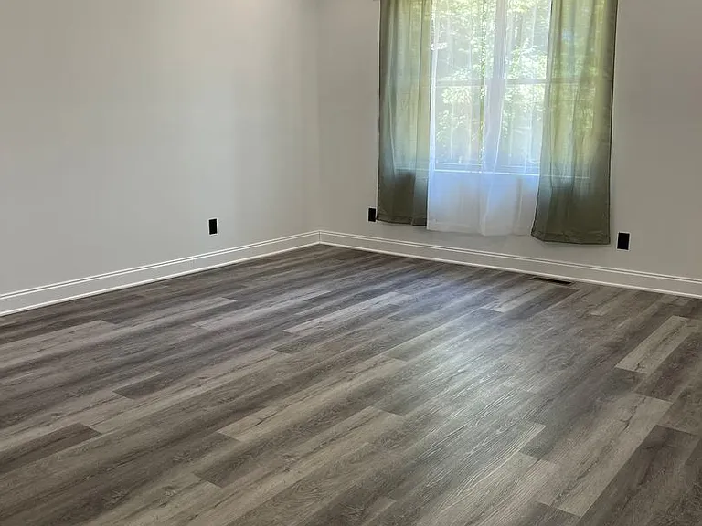 1395 Willow Creek Ln — Photo 17