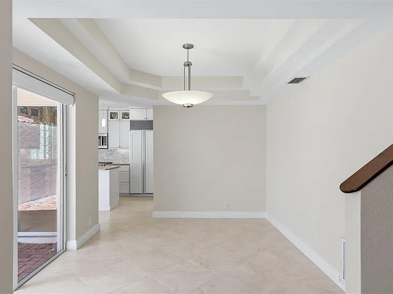 200 Cocoanut Ave #5 — Photo 10