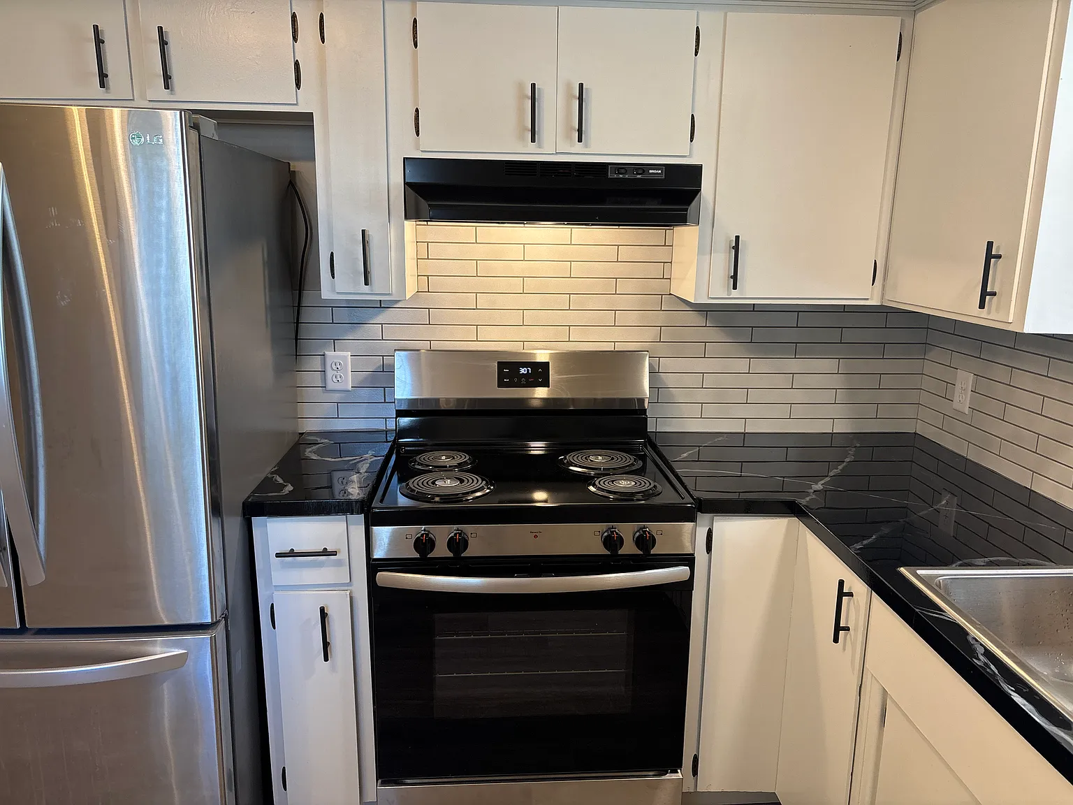 2 bed, 850 sqft, $1,150 — Photo 4