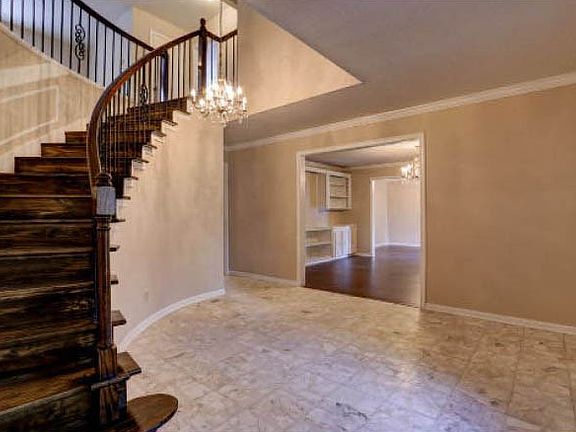 4th image of 11811 Cypresswood Dr