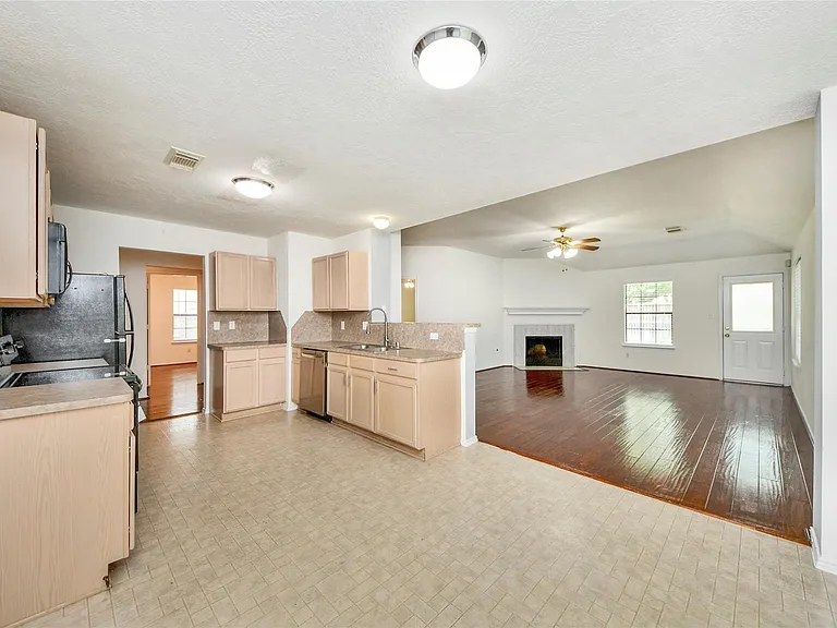 16134 Coleburn Dr — Photo 20
