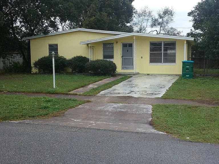 951 Halstead St — Photo 1