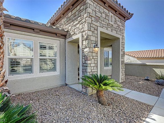 5th image of 2795 Olivia Heights Ave