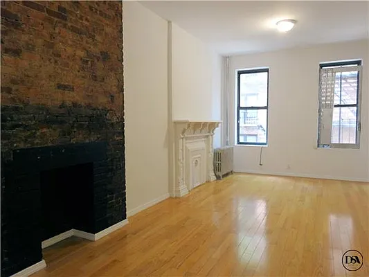 Rented by DSA Realty | media 23