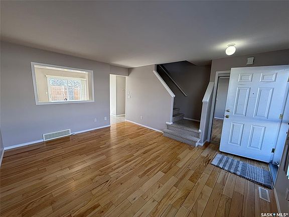 3rd image of UNIT 22-809 Kristjanson ROAD