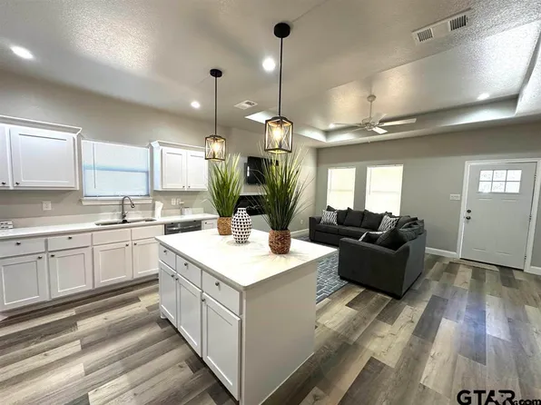 116 Mowery Ln, Pittsburg, TX 75686