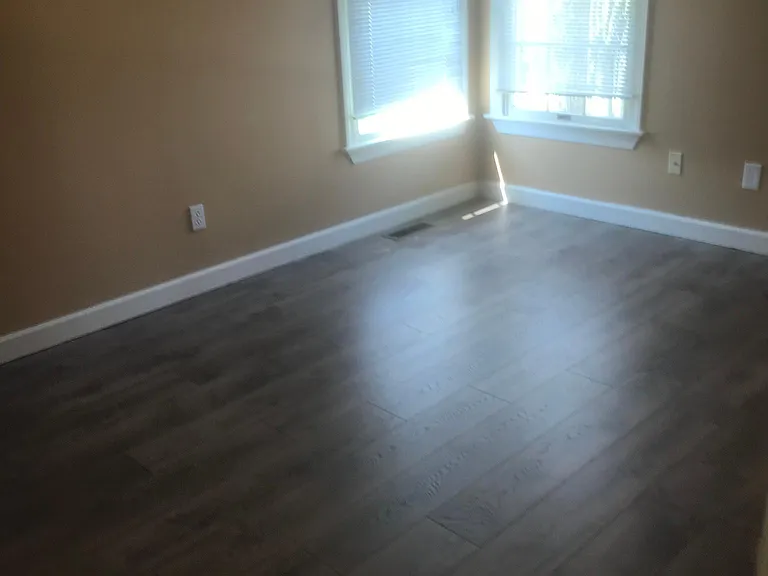 305 Village Ct — Photo 31