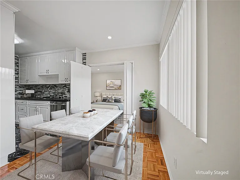 6342 Morse Ave — Photo 11
