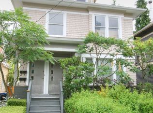 620 Malden Ave E APT 4, Seattle, WA 98112