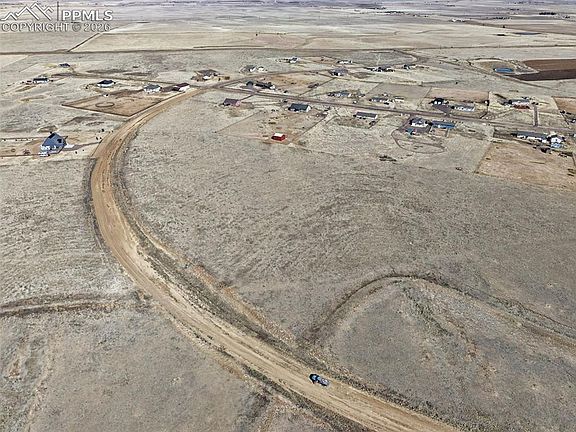 4th image of 174 N Dinner Bell Dr