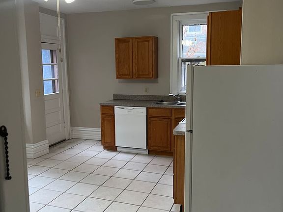 3rd image of 1219-1221 Forsythe Ave #1219
