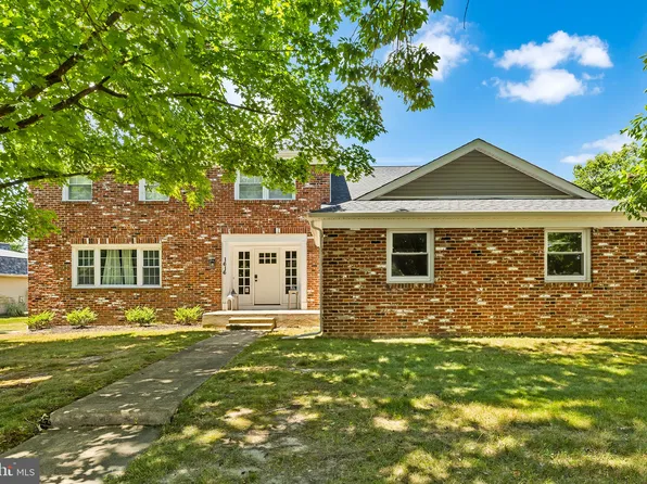 1616 Prince Dr, Cherry Hill, NJ 08003