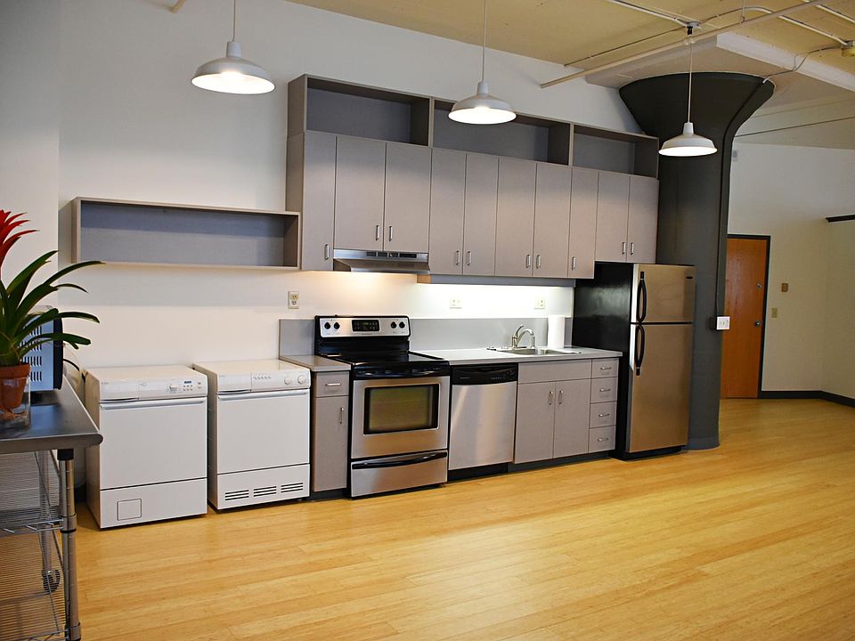 Main Living Area & Kitchen