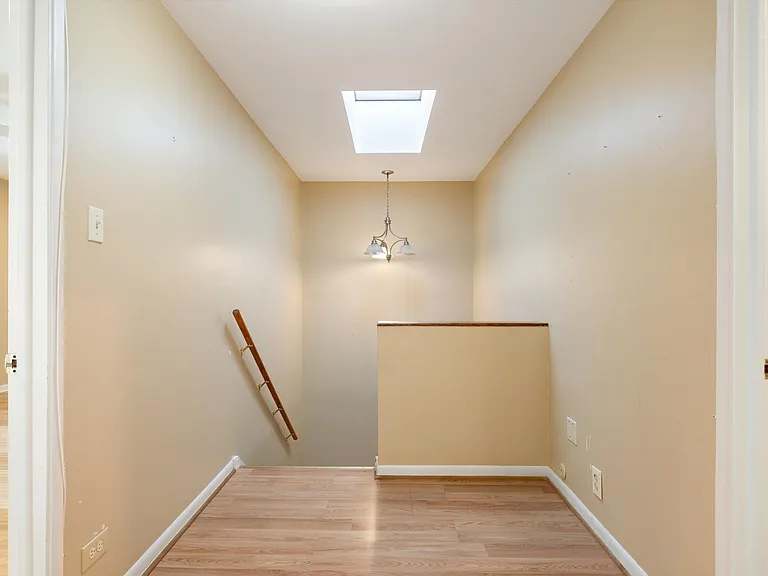 1069 S Park Ter #205 — Photo 10