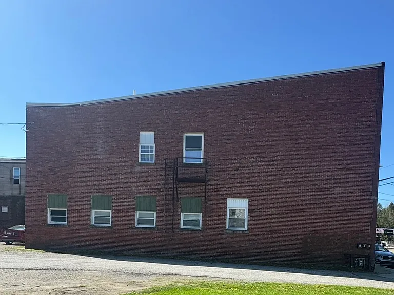 175 S Main St #3 — Photo 1