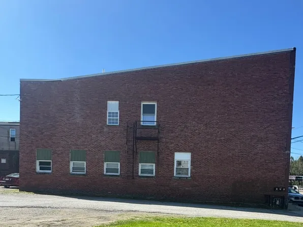 175 S Main St #3, Albion, PA 16401
