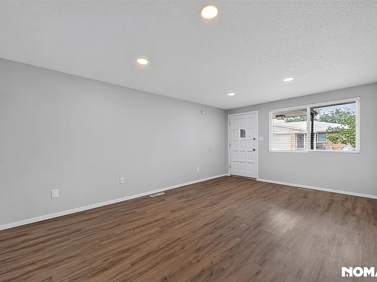 3509 Butternut Dr — Photo 3