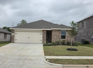 1924 Cherokee Ln, Cleburne, TX 76033