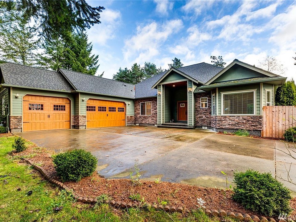 Welcome home to 8122 Percie Rd! 