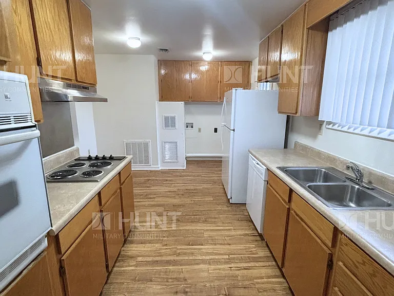 328 Elderberry Dr — Photo 3