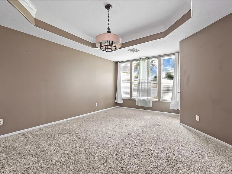 511 Nadia Way — Photo 15