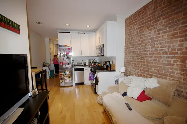 Rented by Corcoran | media 24