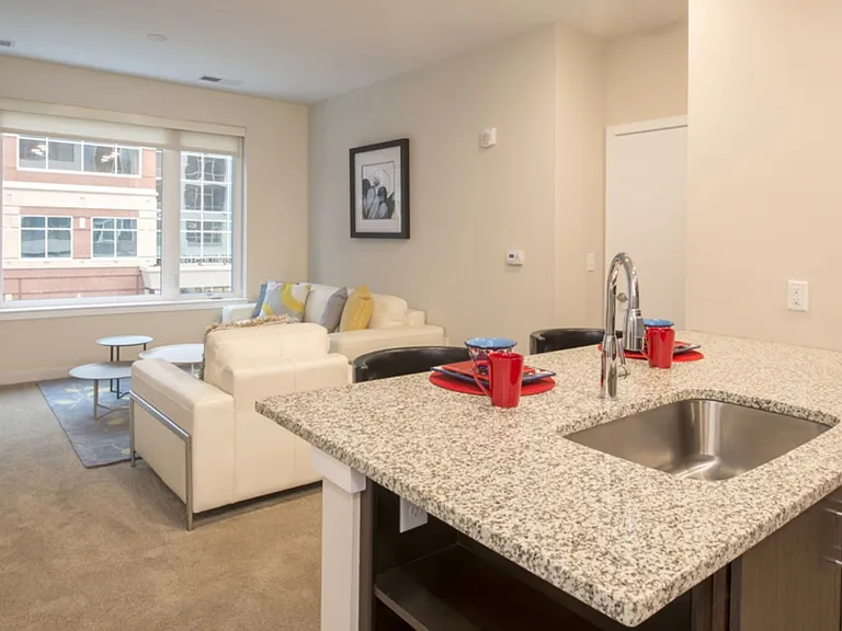 Encore 4505 at Town Center Apartments — Photo 7