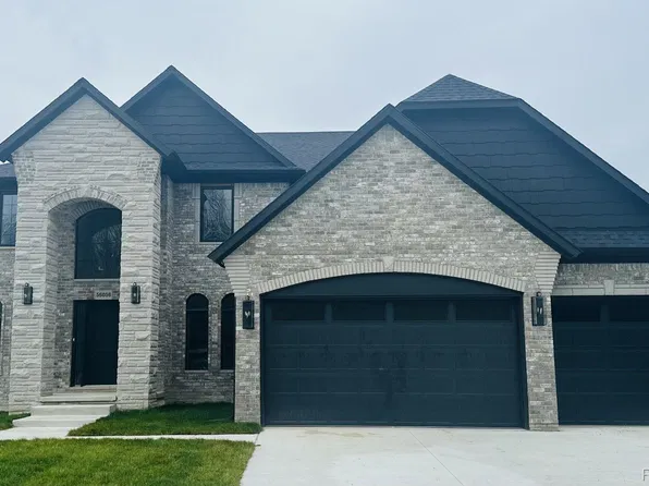 56056 Barnes Ct, Macomb, MI 48042