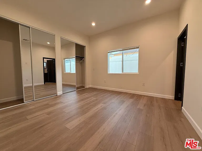 5822 Denny Ave — Photo 16