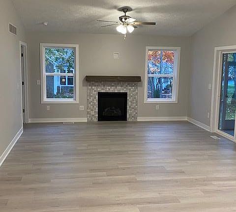 3rd image of 7297 Glendora Ln