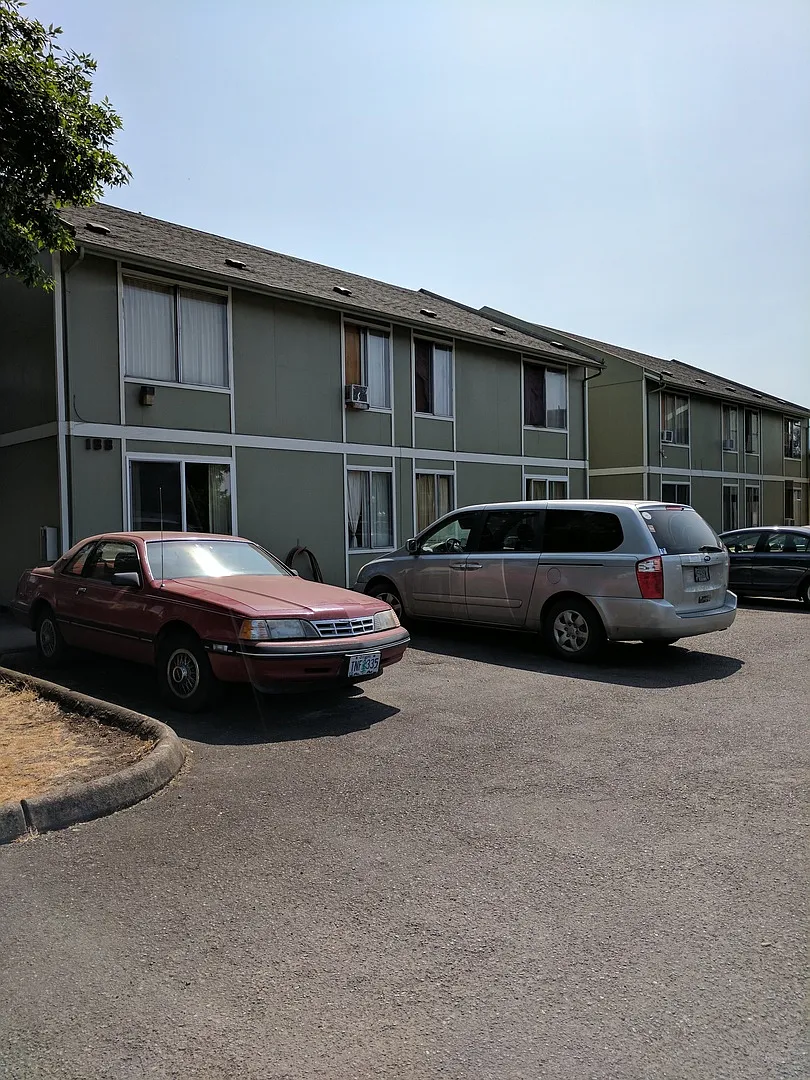p&k2llc1 — Photo 1