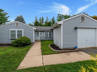 24 Long Rd, Freehold, NJ 07728