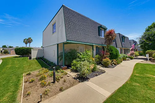20361 Fee Ln Photo 1