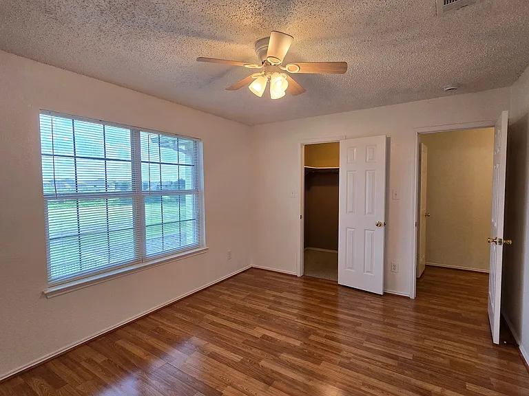 8632 Arcadia Park Dr — Photo 32