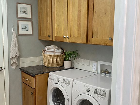 5th image of 309 N 10th St #A