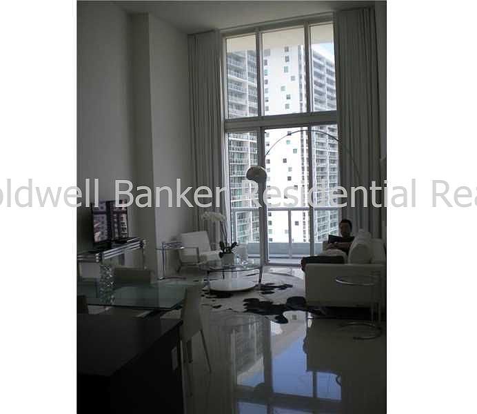 1st image of 485 Brickell Ave APT 2806