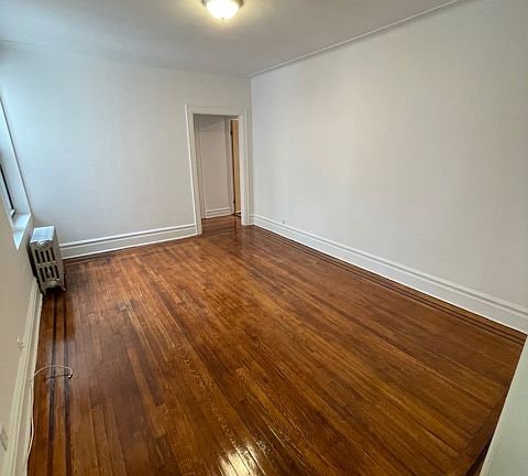 4th image of 34-07 32nd St #B1